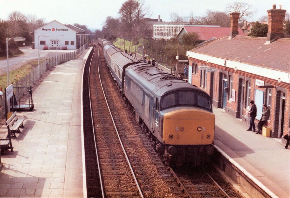 Gwinear Road 2 Camborne Railway Station Photo.Carn Brea Redruth to Hayle. 